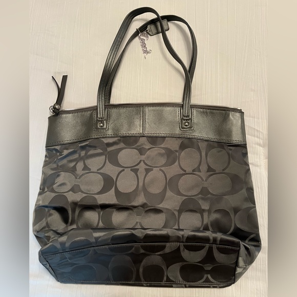 Coach Tote Bag - Picture 2 of 10